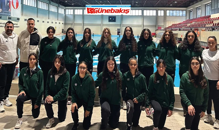 Elazığ GSIM Kadın Sutopu Takımı İlk Devreyi Başarıyla Tamamladı