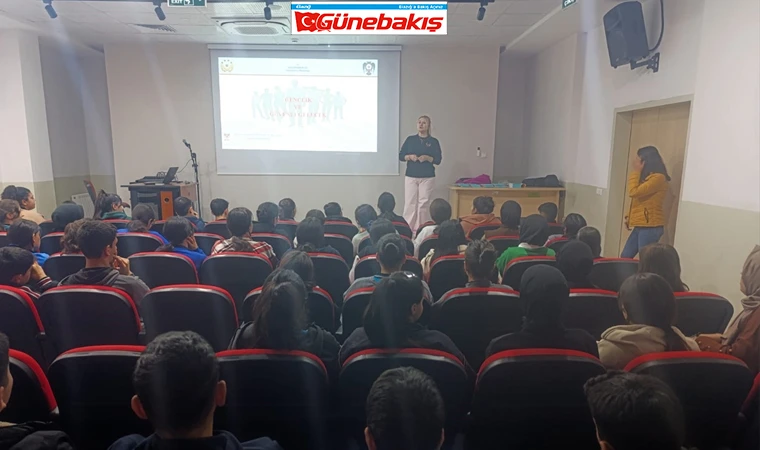 Keban’da ‘Gençlik ve Güvenli Gelecek’ Semineri