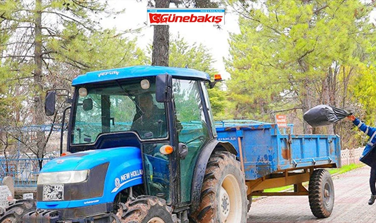 Elazığ Belediyesi Mezarlıklarda Temizlik Çalışması Yaptı