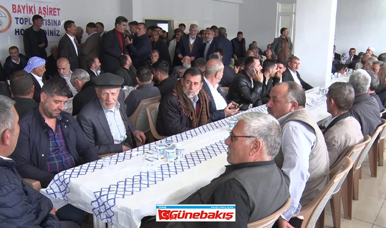 Karakoçan Bayiki Aşiretinden Bayramlaşma Töreni