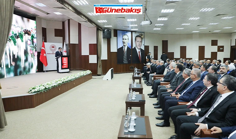Milletvekilleri ve Bakanlık Zirai Don İçin Bir Araya Geldi