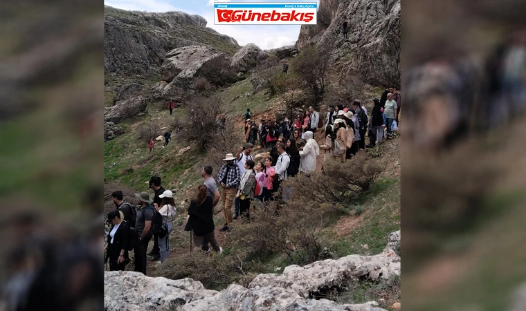 Turizm Haftası’nda Ölbe Vadisi’nde Doğa Yürüyüşü Düzenlendi