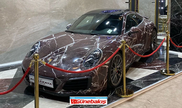 Vişne Mermeri Kaplı Araba, Fuarda Göz Doldurdu