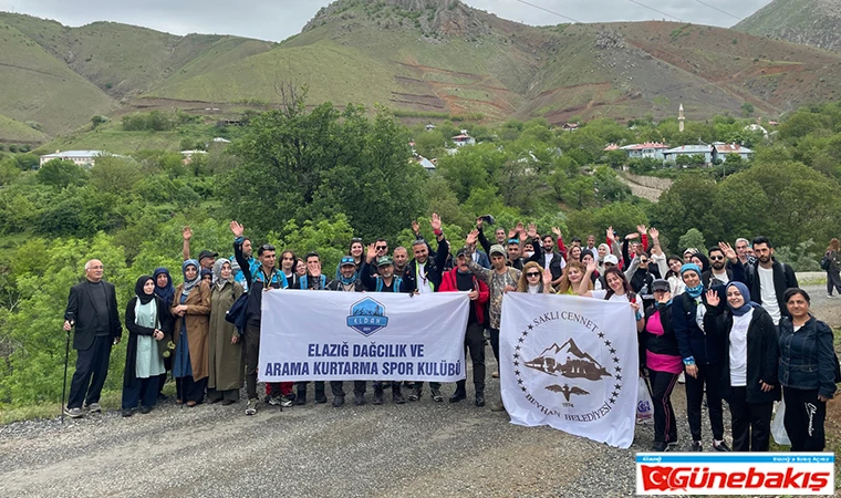 Akdağ’da Doğa Yürüyüşü Etkinliği Düzenlendi