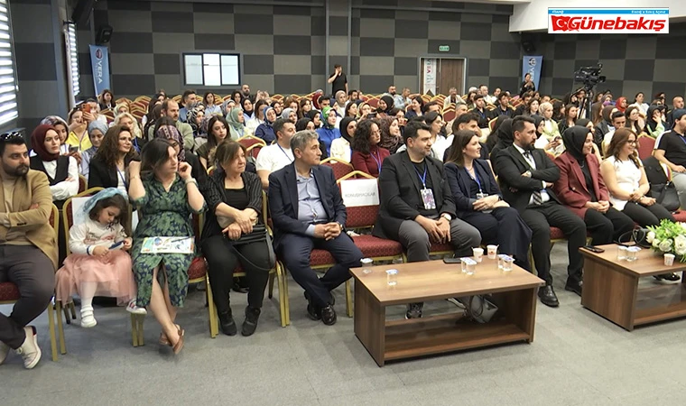 Elazığ’da Psikoloji Zirvesi: Dijital ve Gerçek Yaşamın Etkileri Konuşuldu
