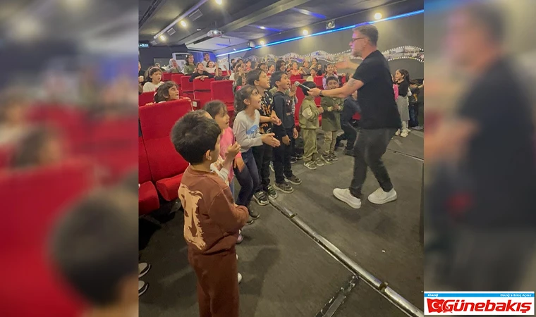 Gezen Sinema Tırı Baskil’de Çocuklarla Buluştu