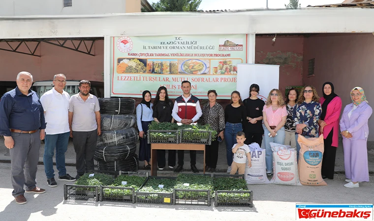 Lezzetli Turşular Mutlu Sofralar Projesiyle Kadın Çiftçilere Destek