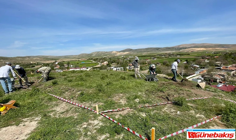 Tadım Höyüğü’nde Kazılar Yeniden Başladı
