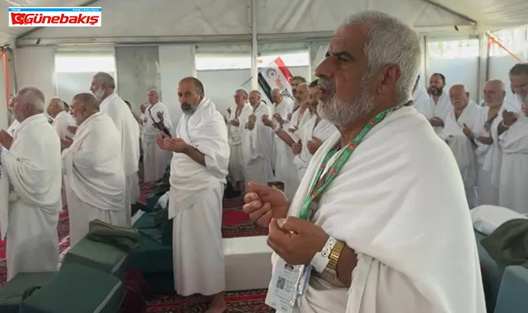 Arafat Vakfesi Başladı: Hacı Adayları Dualarla Cebel-i Rahme’ye Çıktı