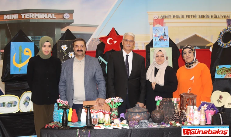 Elazığ Belediyesi’nin Kursiyerlerinden Yıl Sonu Sergisi