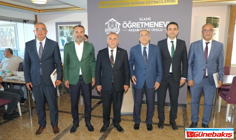 Elazığ’da Deprem Emekçilerine Anlamlı Teşekkür