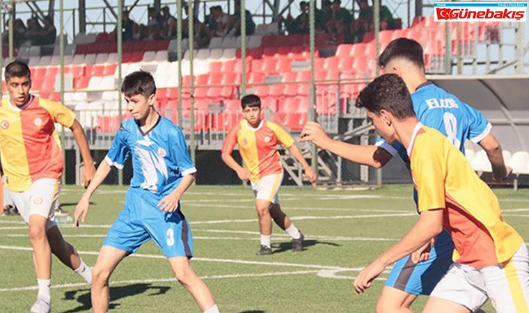 Sokaklar Sahaya Taştı: '5x5 Futbol Turnuvası' Bölge Etabı Başladı