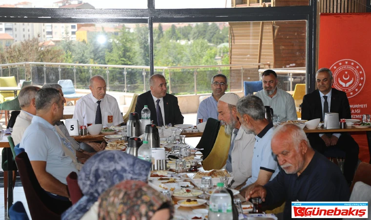 Vali Hatipoğlu, Babalar Günü’nde Şehit Babaları ve Gazilerle Buluştu