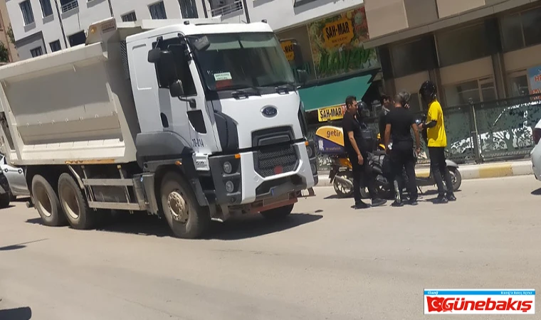 Elazığ’da Gidon Hâkimiyetini Kaybeden Sürücü Kaza Yaptı