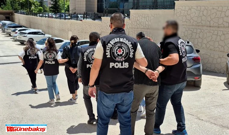 Güzellik Perdesinin Ardındaki Sır