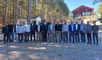Elazığ’da Sabah Namazı Sonrası Doğa Yürüyüşü