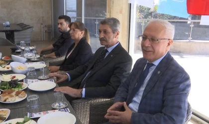 İyi Parti İl ve İlçe Yönetim Kurulu Üyeleri Bir Araya Geldi