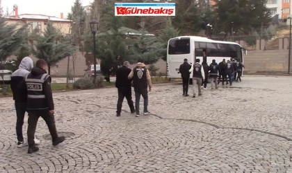 Elazığ’da Nitelikli Dolandırıcılık Operasyonu: 5 Şahıs Tutuklandı