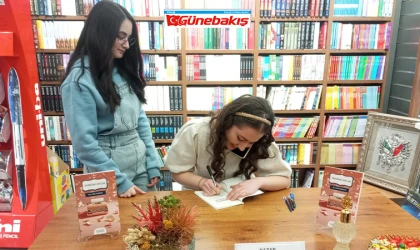 Genç Yazar Okurlarıyla Buluştu