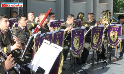 2. Ordu Bölge Bandosu’ndan Fırat Üniversitesi’nde Coşkulu Konser
