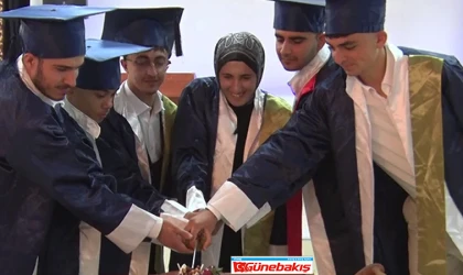 Elazığ Özel Eğitim Meslek Lisesi’nde Mezuniyet Coşkusu
