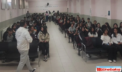 Elazığ’da Müzeler Haftası kapsamında gençlere kültürel miras bilinci aşılanıyor