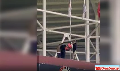 Elazığspor-Vanspor Maçında Bayrak İndirme Olayı Sonrası 2 Kişi Yakalandı