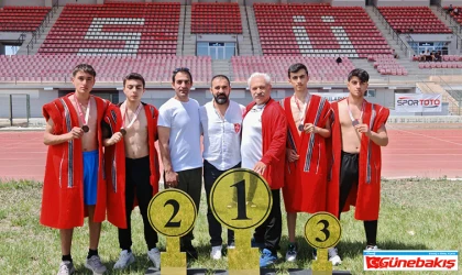 Genç Güreşçiler Elazığ’ın Gururu Oldu