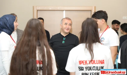 ‘İpek Yolu’na Bir Yolculuk, Bin Keşif’ Programı Elazığ’da Öğrencilerle Buluştu