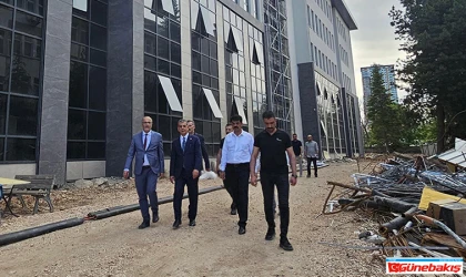 Prof. Dr. Erol Keleş, Çevre ve Şehircilik Müdürlüğü’nün Yeni Binasını İnceledi