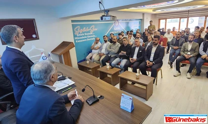 Prof. Dr. Erol Keleş, Sağlık-Sen’in Konuğu Oldu
