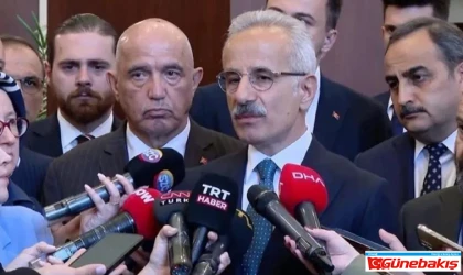 Sosyal Medyada Genç Kullanıcılar İçin Yaş Sınırı Düzenlemesi Yolda