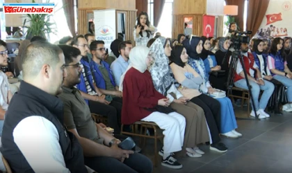 Vali Hatipoğlu, ‘Gençliğin Frekansı’ Söyleşisinde Gençlerle Buluştu