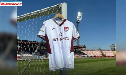 Vanspor FK – Elazığspor Maçı Van Atatürk Stadyumu'nda Başladı