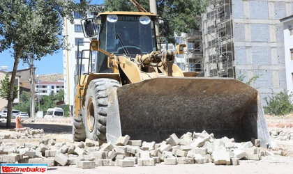 Elazığ Belediyesi’nden Altyapı ve Üstyapı Atağı