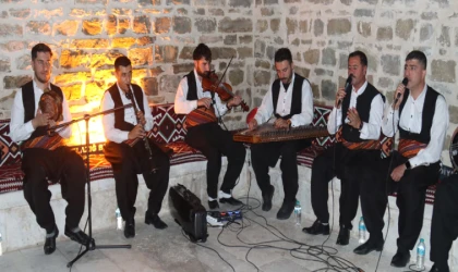 Elazığ Belediyesi’nden Muhteşem Kürsübaşı Dinletisi