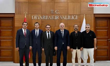 Elazığ Heyeti, Vali Murat Zorluoğlu’nu Makamında Ziyaret Etti