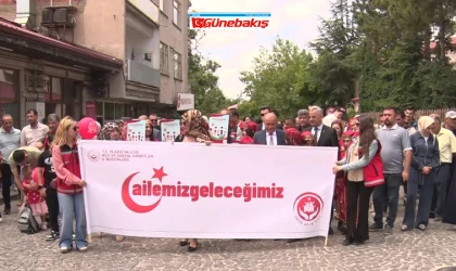 Elazığ’da ‘Koruyucu Aile Günü’ Renkli Görüntülerle Kutlandı