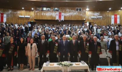 Fırat Üniversitesi 720 Mezununu Uğurladı