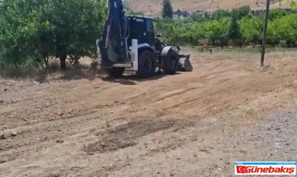 Hazar Gölü Kıyısına Estetik Dokunuş: Otopark Düzenlemesi Başladı