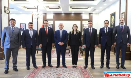 Vali Numan Hatipoğlu, Yeni Atanan Vali Yardımcısı ve Kaymakamları Kabul Etti