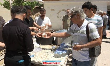 Baskil’de Dayanışma Rüzgarı: Yardımlaşma Derneği Aşure İkramıyla Projelerini Tanıttı