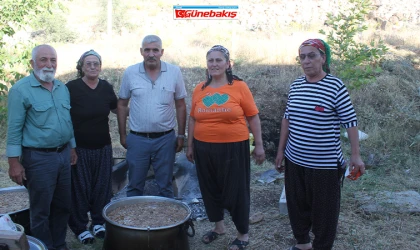 Gönüller Aynı Sofrada Buluştu: Körpe Köyü’nde Aşure Etkinliğine Yoğun İlgi
