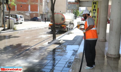 Mustafapaşa Ve Sanayi Mahallelerinde Kapsamlı Temizlik Çalışmaları